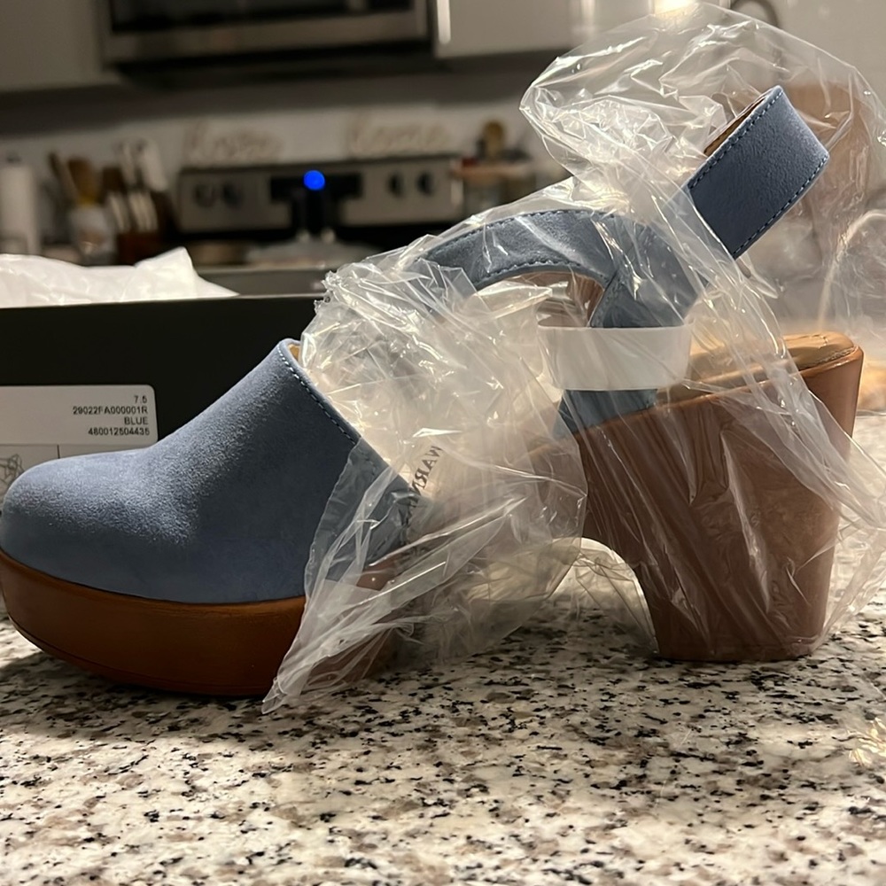 Women’s clog heel. Blue Azulah